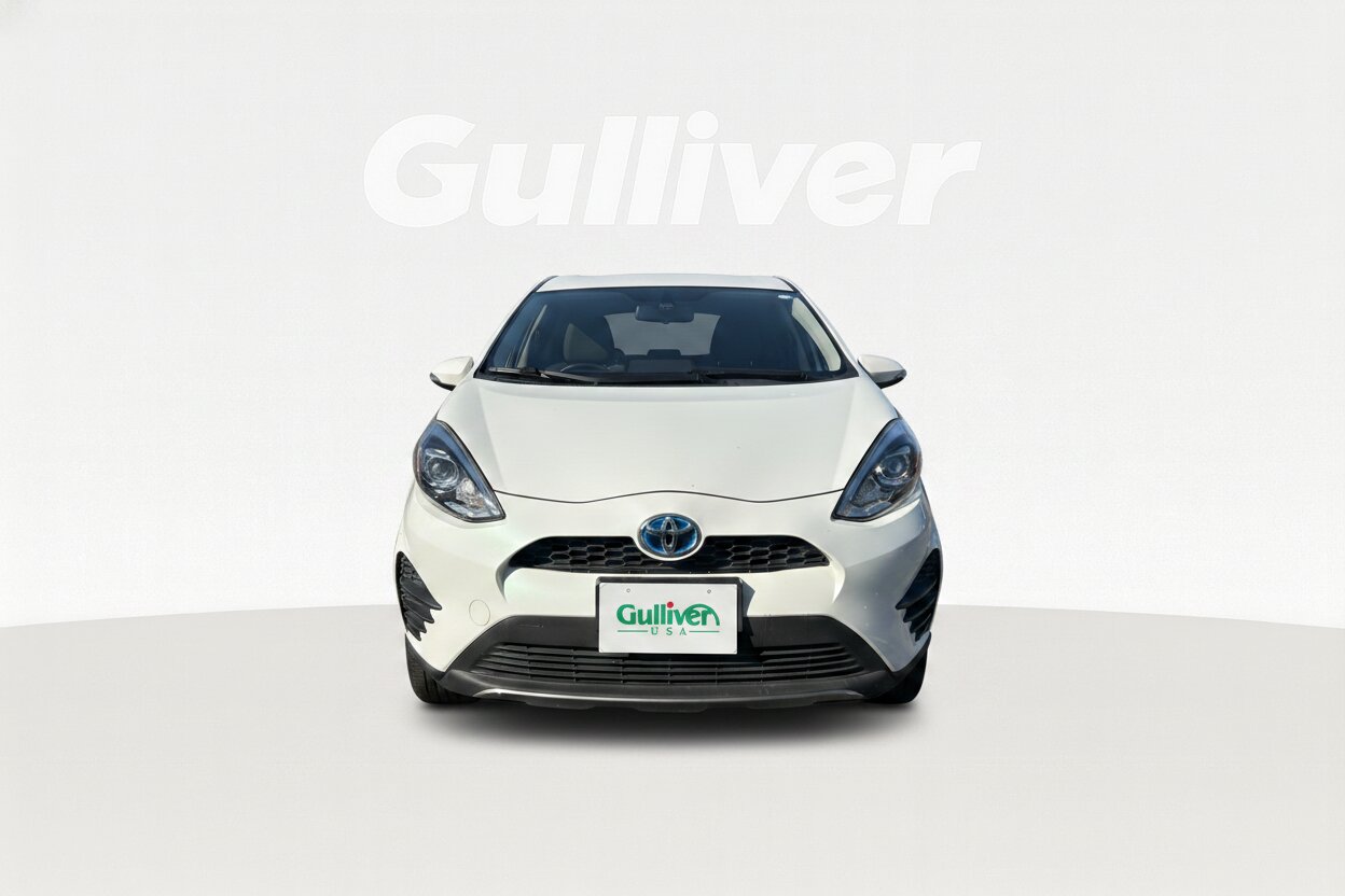 toyota prius c 2018 JTDKDTB34J1599163 image